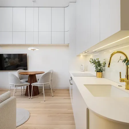 Apartment The Champagne Center Hoza Premium