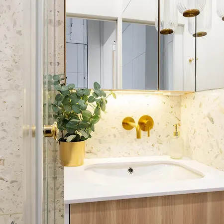 Apartment The Champagne Center Hoza Premium Warsaw