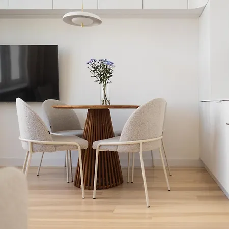 The Champagne Center Hoza Premium Varşova